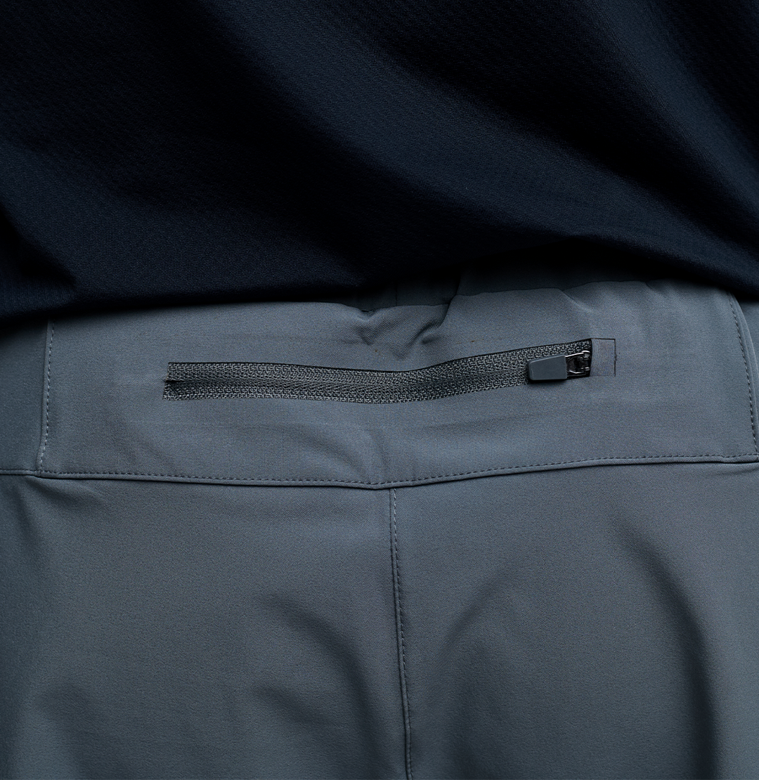 Short Academia Minimal